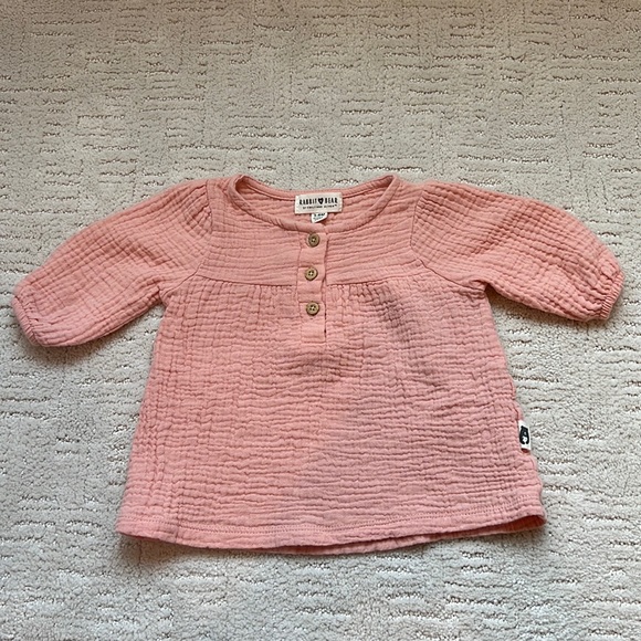 Rabbit + Bear peach baby top - Picture 2 of 8